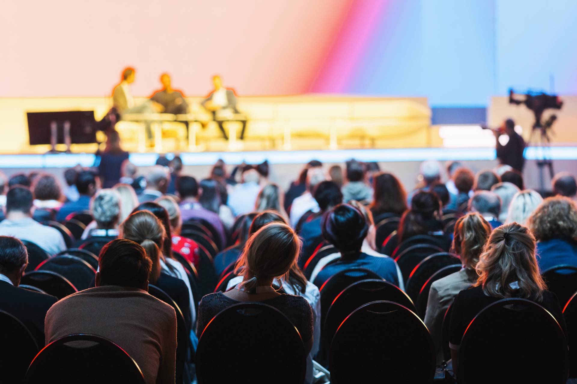 Assemblée générale d'entreprise différents types de réunion