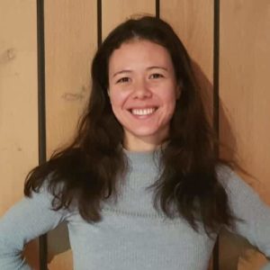 laure professeur de yoga