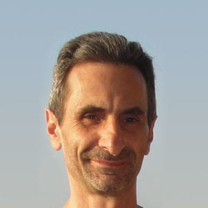 Jean Marc Tavani, professeur de Hatha Yoga et Qu Gong à l'Espace City'zen Paris