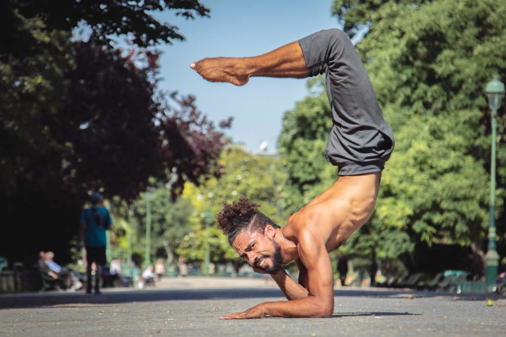 Cours de yoga avec Mathieu Boldron à l'Espace City'zen Paris 75012