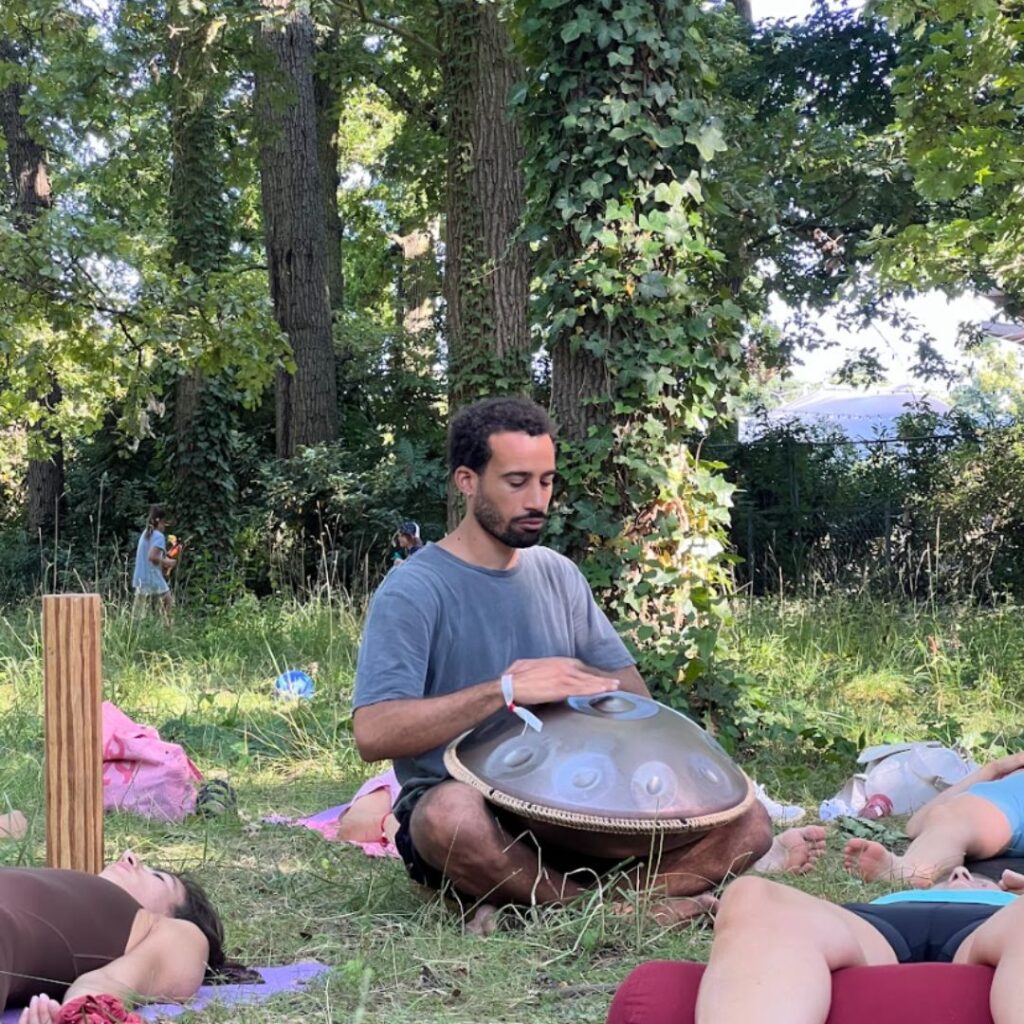 Yoga vinyasa sonothérapie paris zen festival